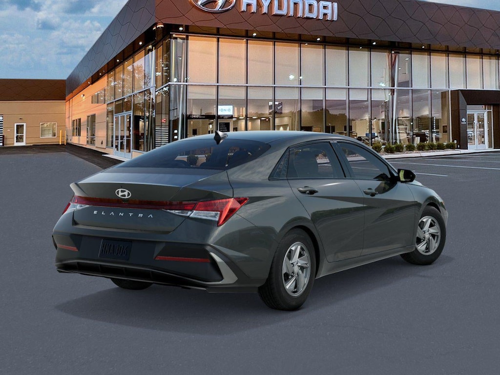 New 2026 Hyundai Elantra SE Sedan