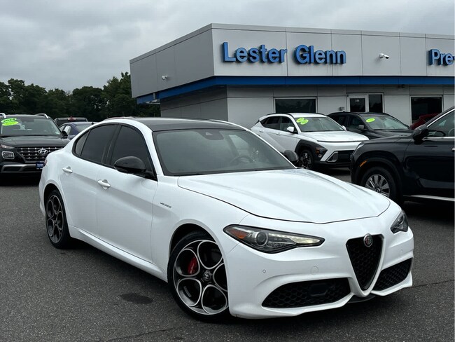 2023 Alfa Romeo Giulia Ti Sedan