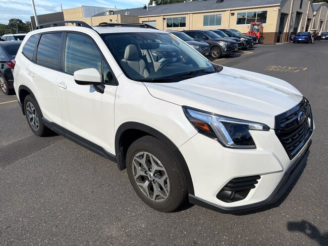2023 Subaru Forester Premium SUV