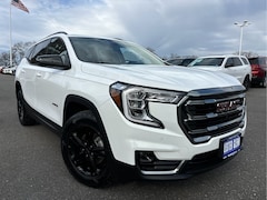 2023 GMC Terrain AT4 SUV