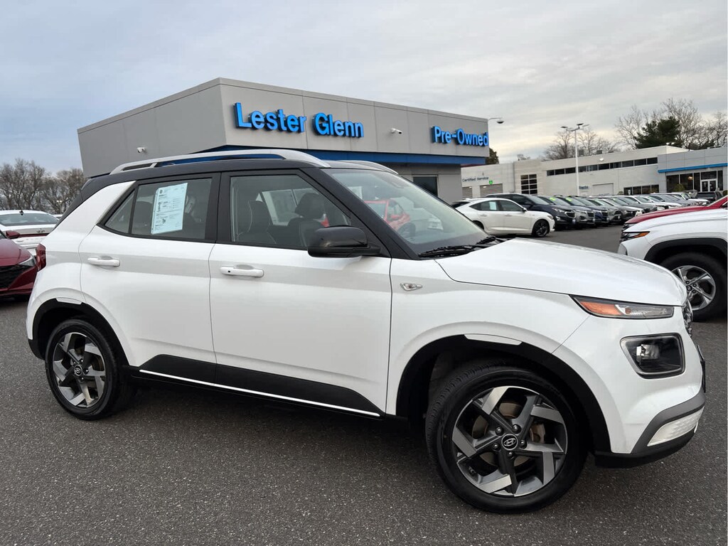 Certified 2022 Hyundai Venue Limited SUV