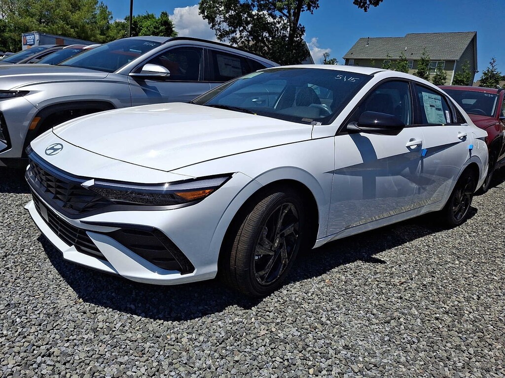 New 2026 Hyundai Elantra SEL Sport Premium Sedan