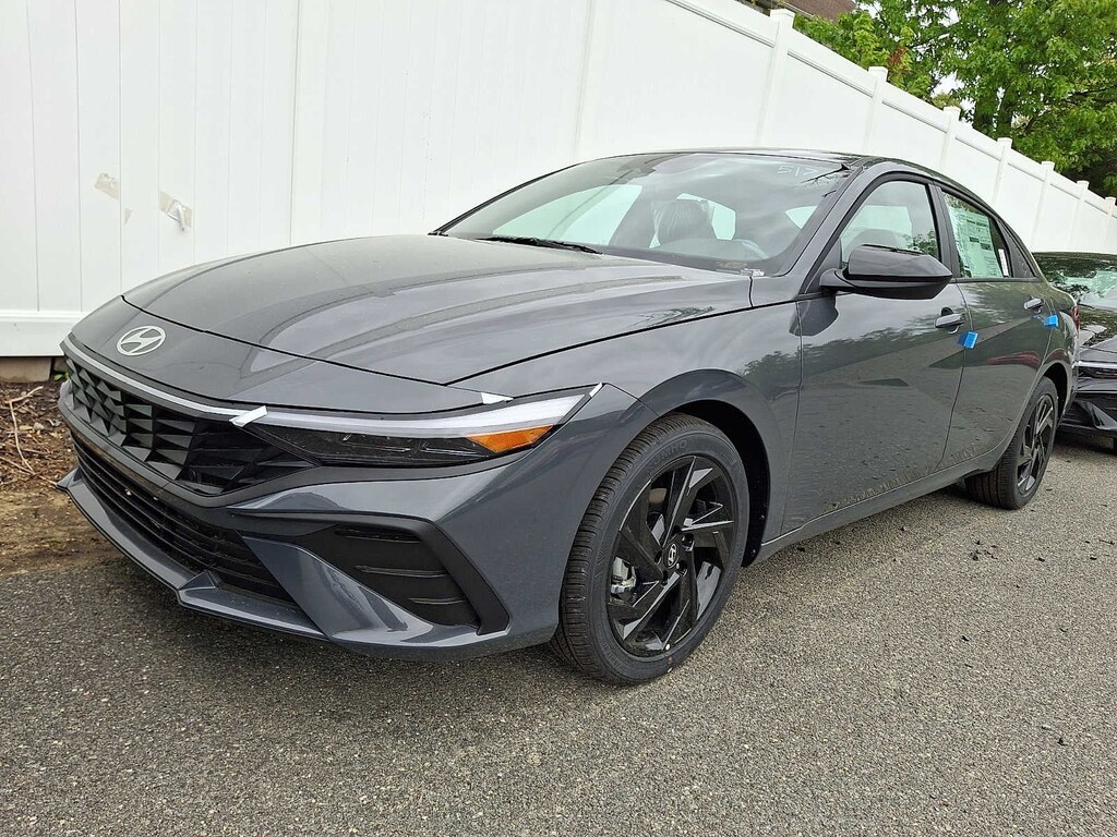 New 2026 Hyundai Elantra SEL Sport Sedan