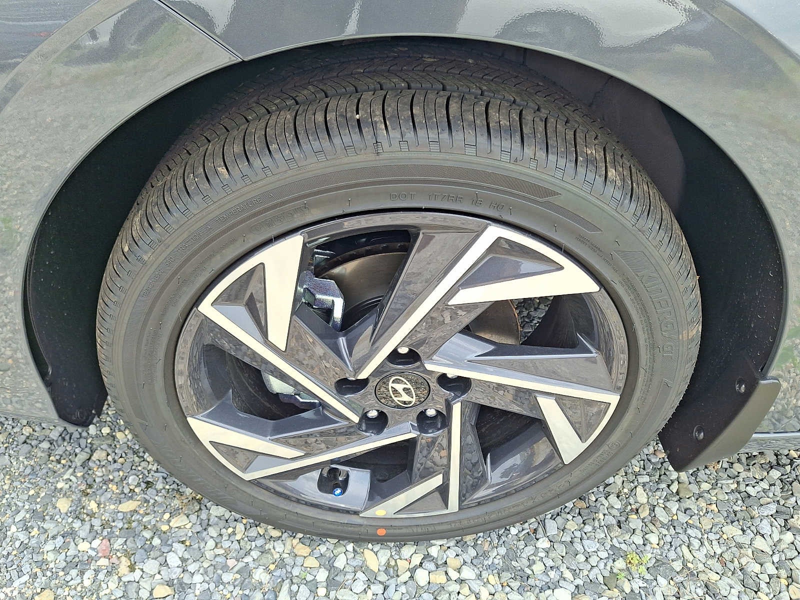 New 2026 Hyundai Elantra Limited Sedan