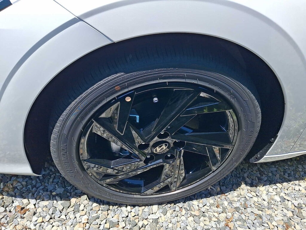 New 2026 Hyundai Elantra SEL Sport Plus Sedan