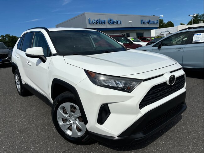 2019 Toyota RAV4 LE SUV