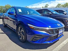 2025 Hyundai Elantra SEL Convenience Sedan