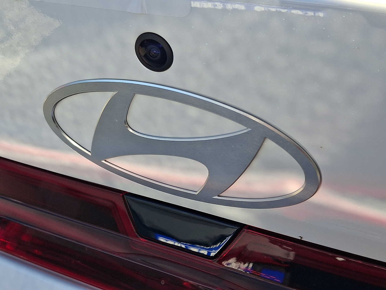 New 2026 Hyundai Elantra SE Sedan