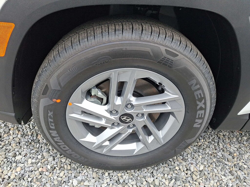 New 2026 Hyundai Tucson SE SUV