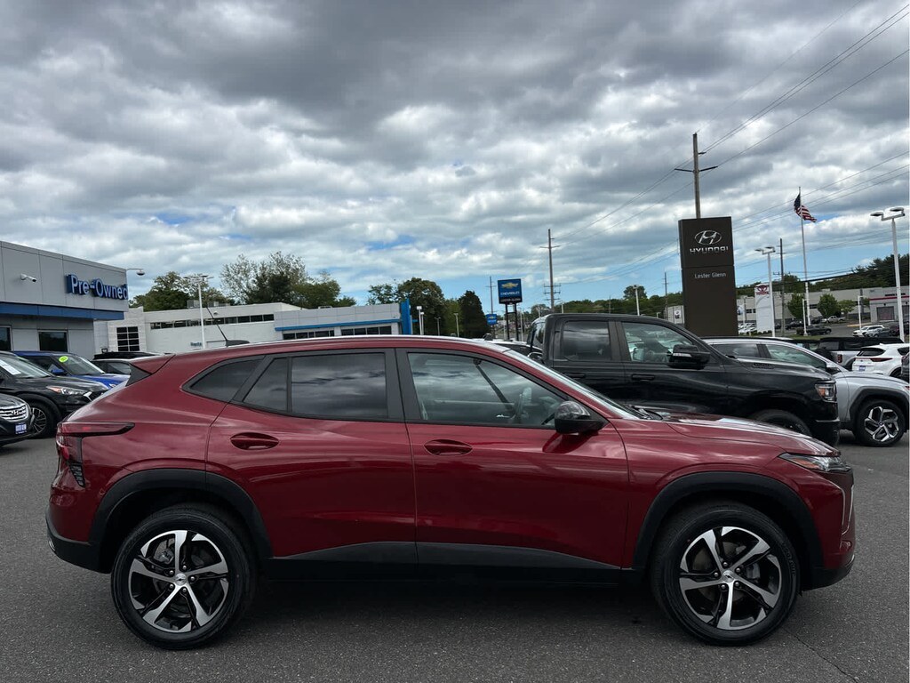 Used 2024 Chevrolet Trax 1RS SUV