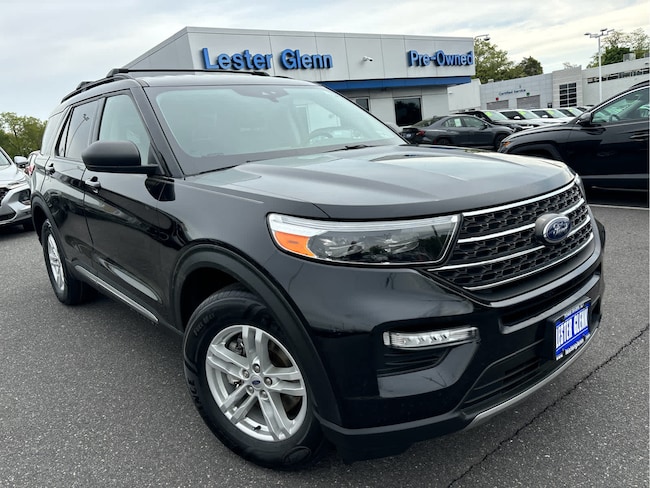 2023 Ford Explorer XLT SUV