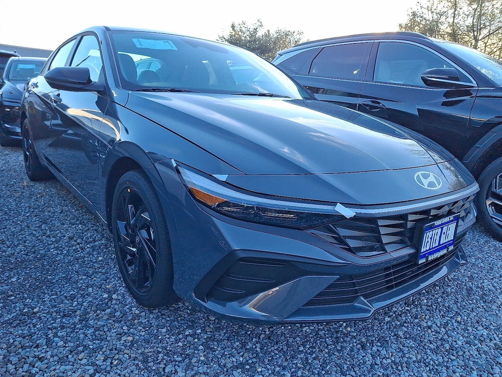 New 2026 Hyundai Elantra Hybrid SEL Sport Sedan