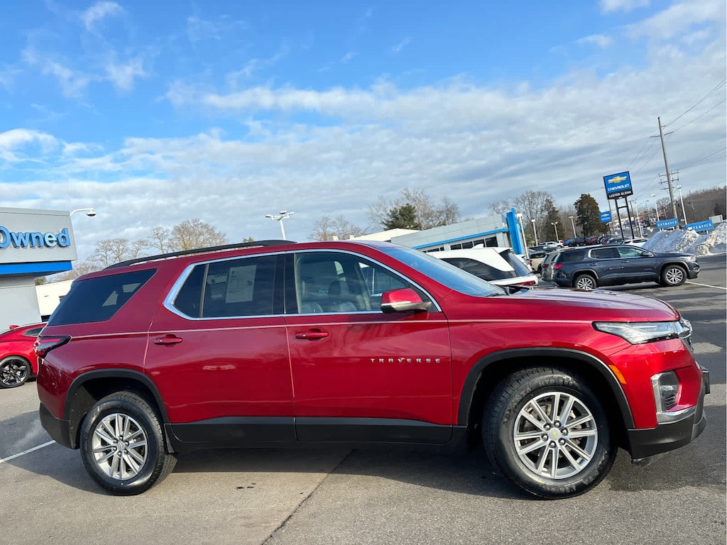 Certified 2023 Chevrolet Traverse LT Leather SUV