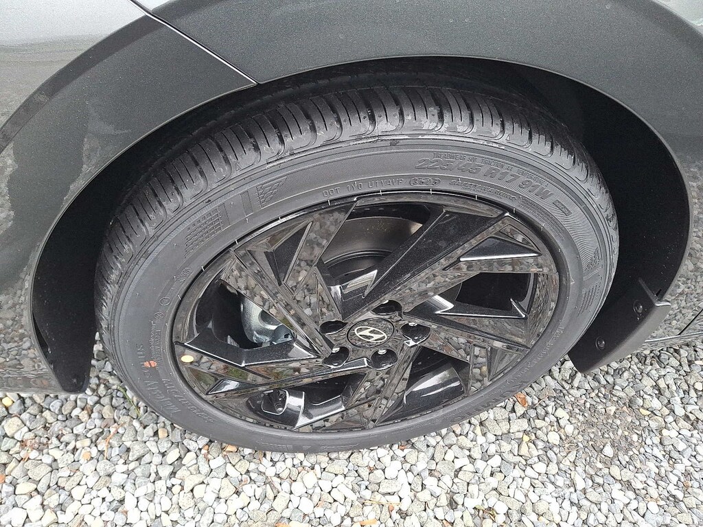 New 2026 Hyundai Elantra SEL Sport Sedan