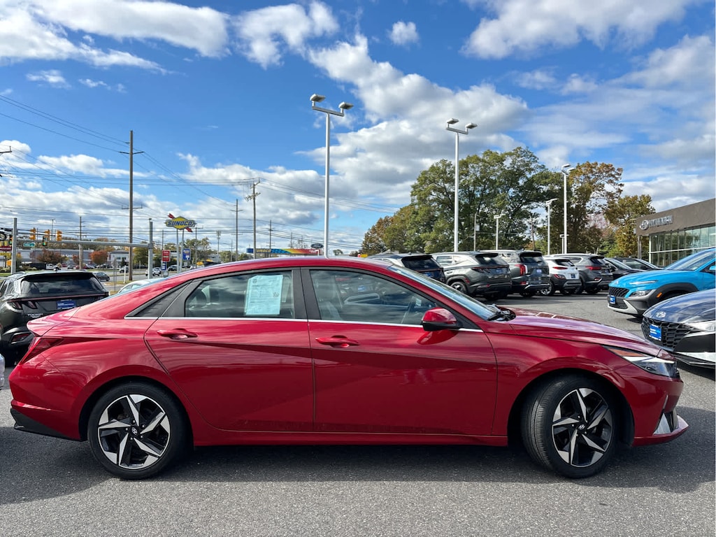 Certified 2023 Hyundai Elantra Limited Sedan