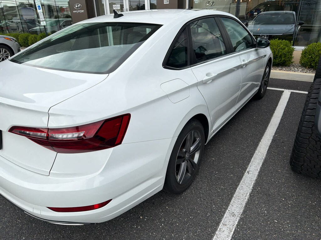 Used 2021 Volkswagen Jetta 1.4T R-Line Sedan