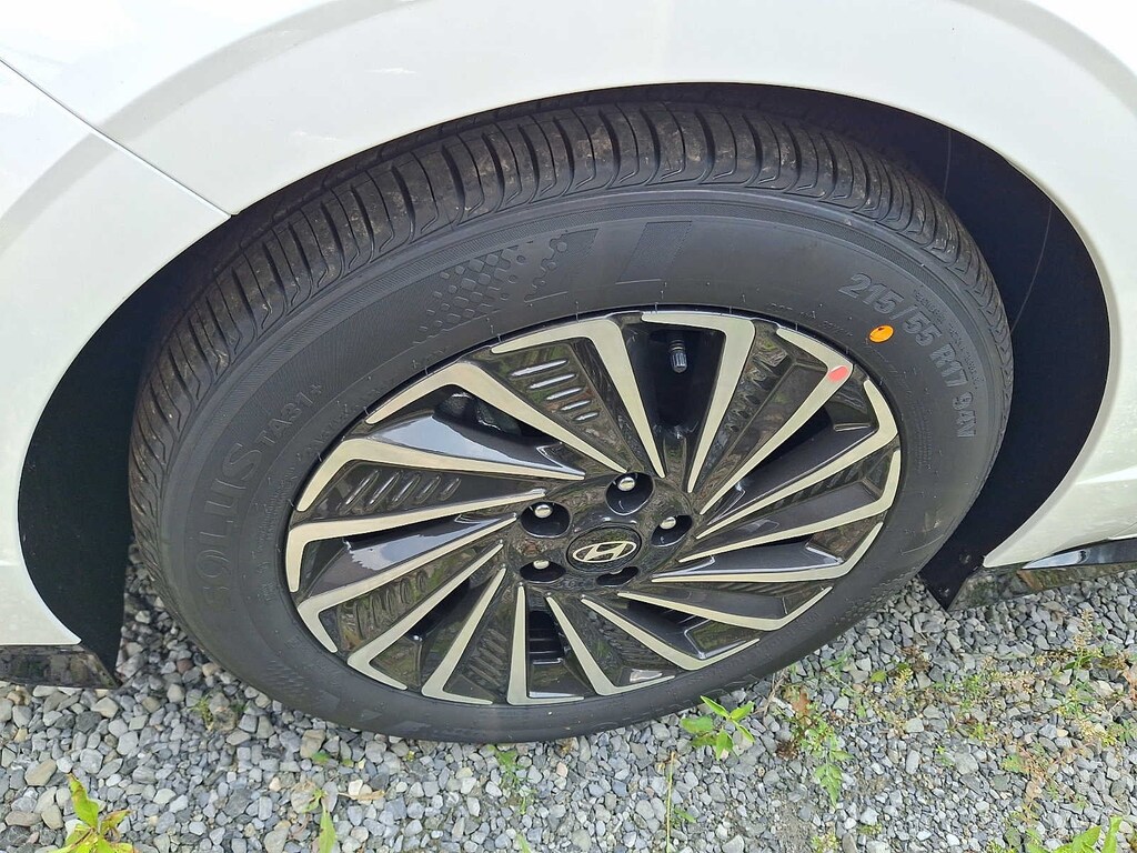 New 2026 Hyundai Sonata Hybrid SEL Sedan