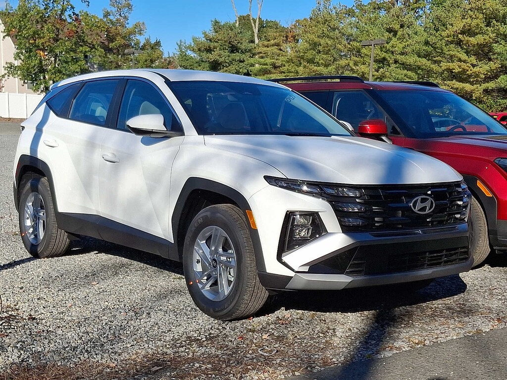 New 2026 Hyundai Tucson SE SUV