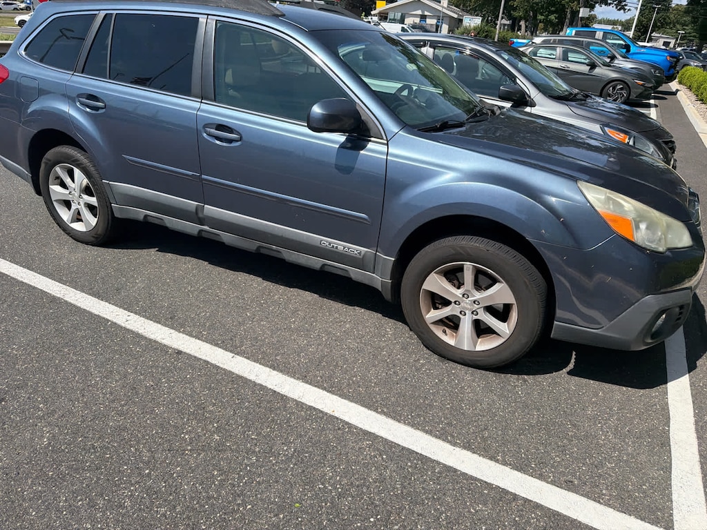 Used 2014 Subaru Outback 3.6R Limited (A5) SUV