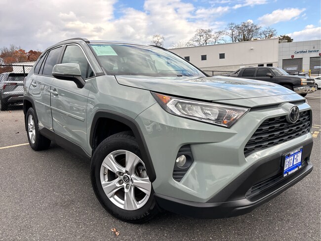 2019 Toyota RAV4 XLE SUV