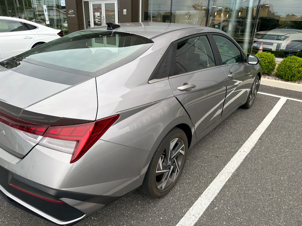 Certified 2024 Hyundai Elantra SEL Sedan