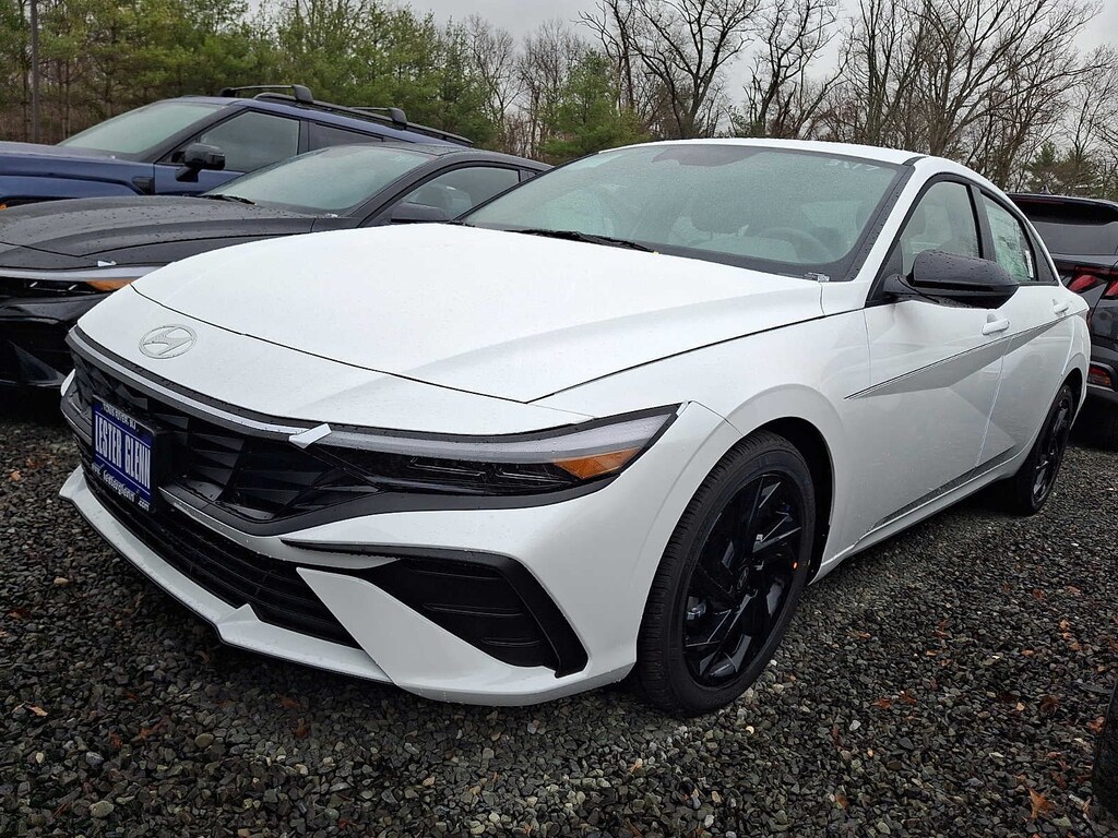 New 2026 Hyundai Elantra SEL Sport Sedan