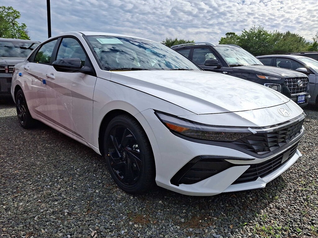 New 2026 Hyundai Elantra SEL Sport Premium Sedan