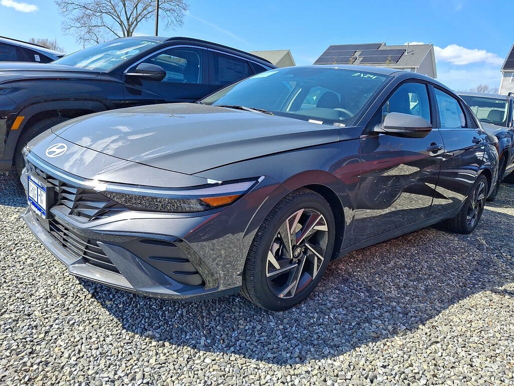 New 2026 Hyundai Elantra Limited Sedan