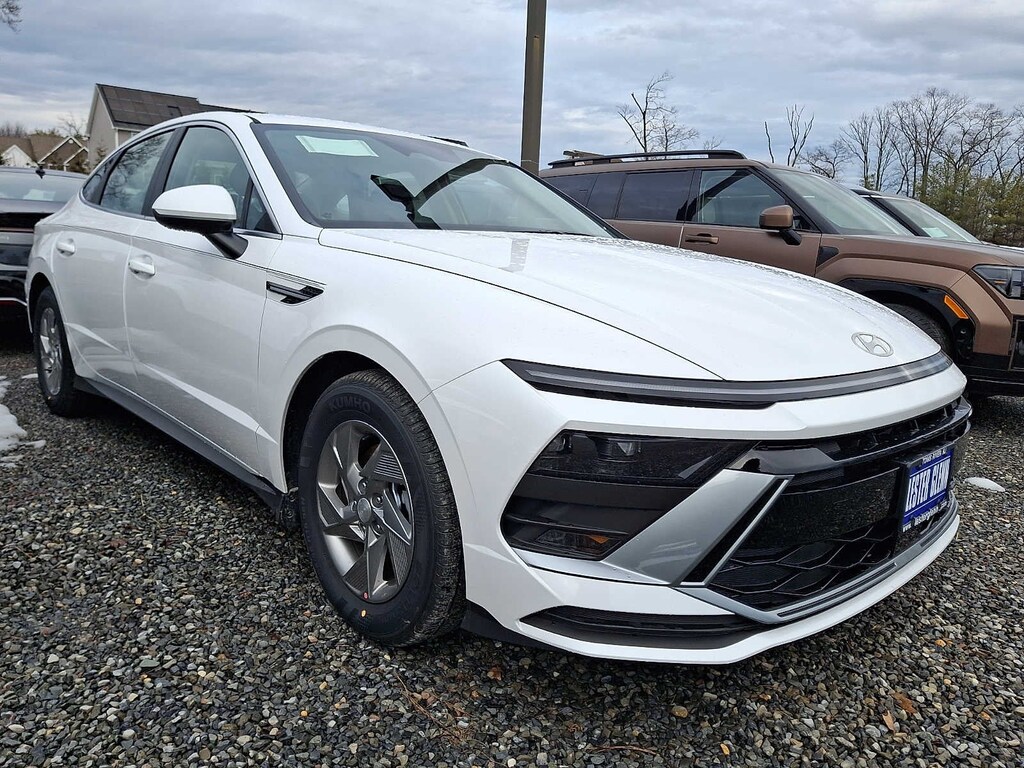 New 2026 Hyundai Sonata SE Sedan