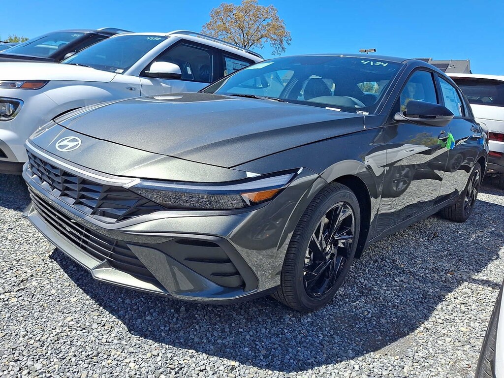 New 2026 Hyundai Elantra SEL Sport Sedan