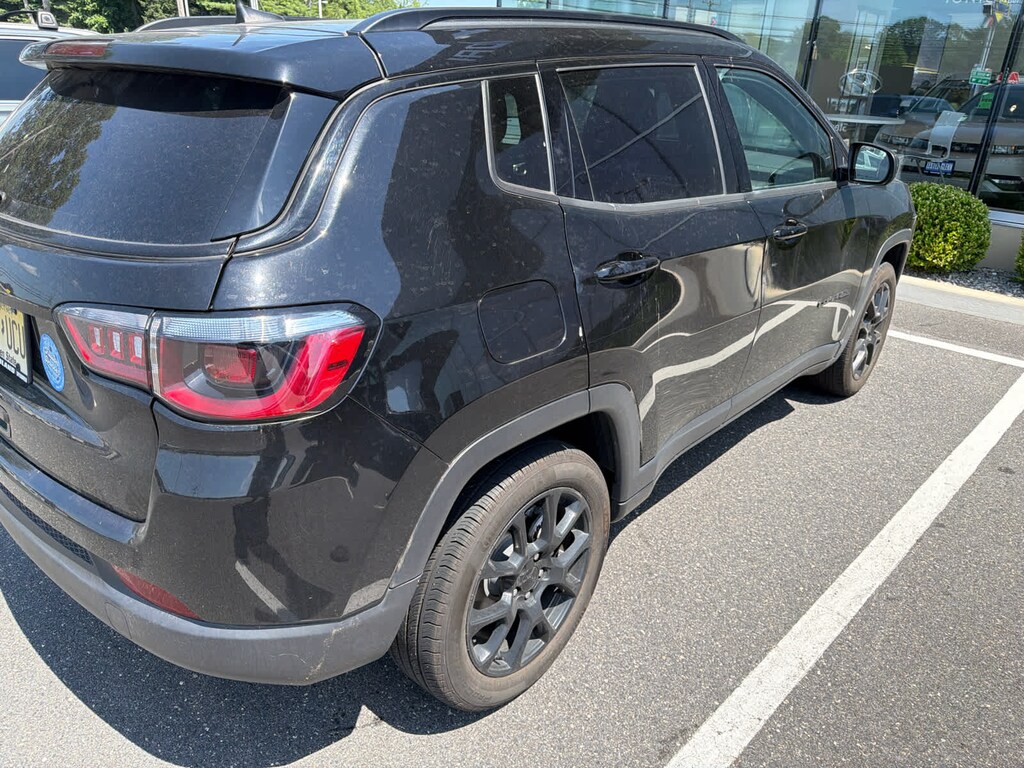 Used 2024 Jeep Compass Latitude SUV