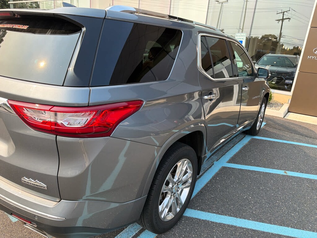 Used 2021 Chevrolet Traverse High Country SUV