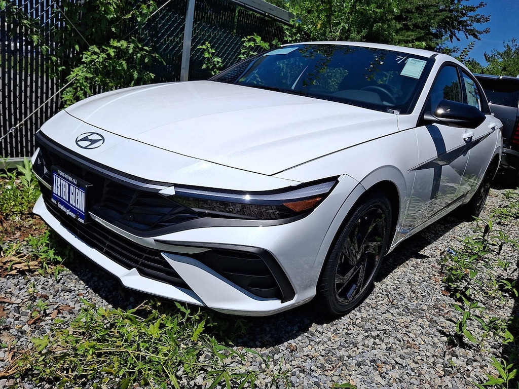 New 2026 Hyundai Elantra SEL Sport Plus Sedan