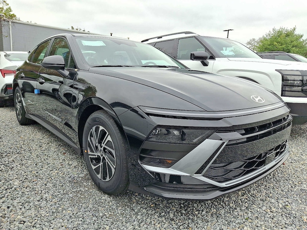 New 2026 Hyundai Sonata Hybrid Blue Sedan