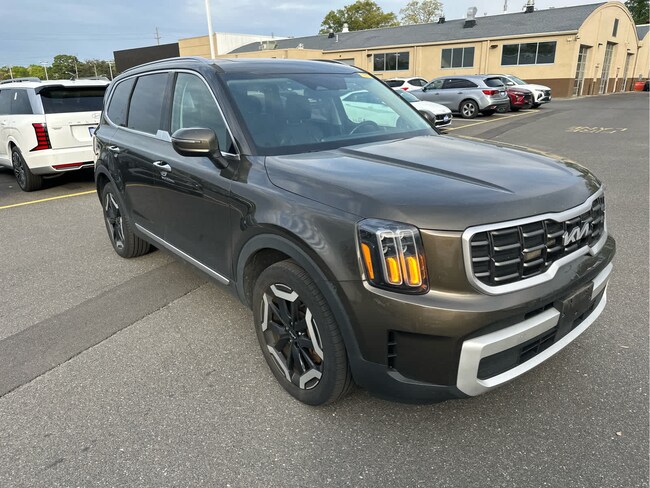 2024 Kia Telluride S SUV