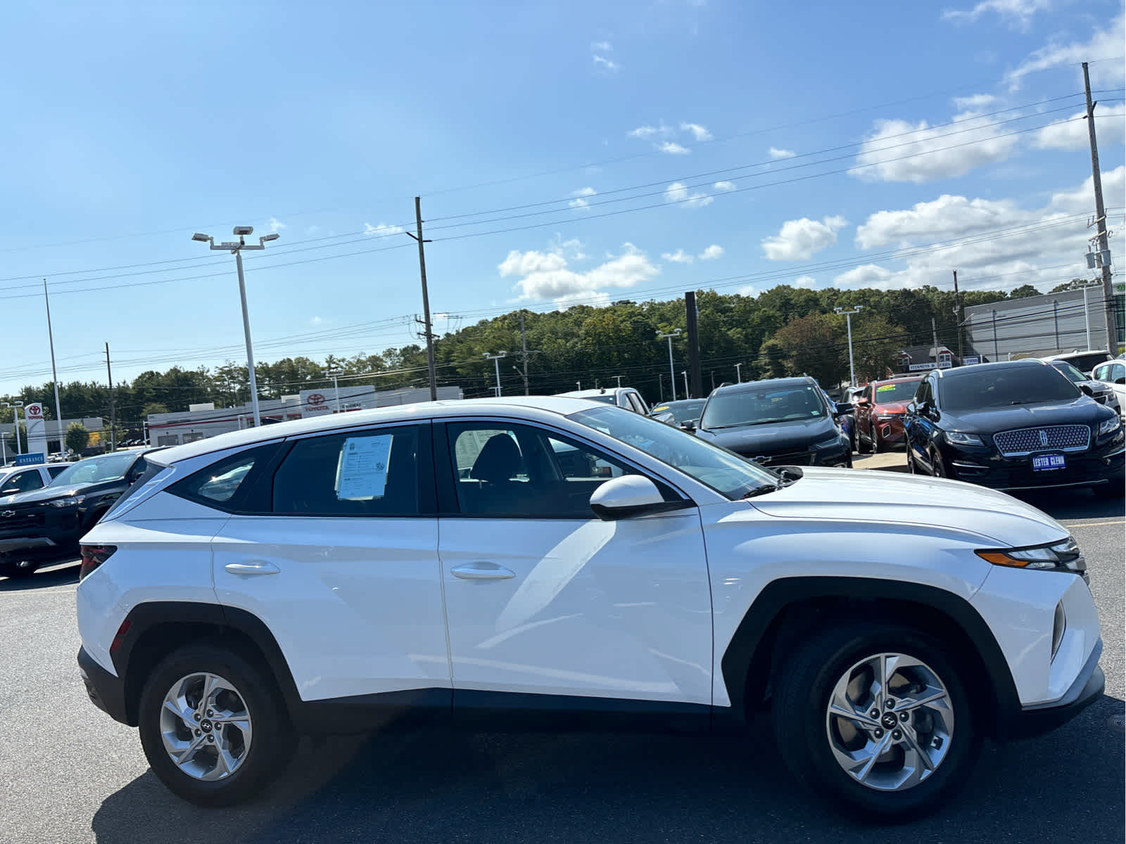 2023 Hyundai Tucson SE photo 2