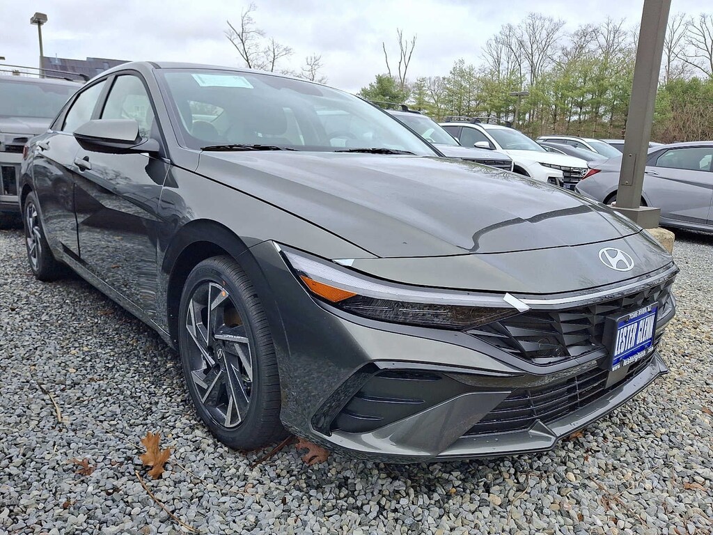 New 2026 Hyundai Elantra Limited Sedan