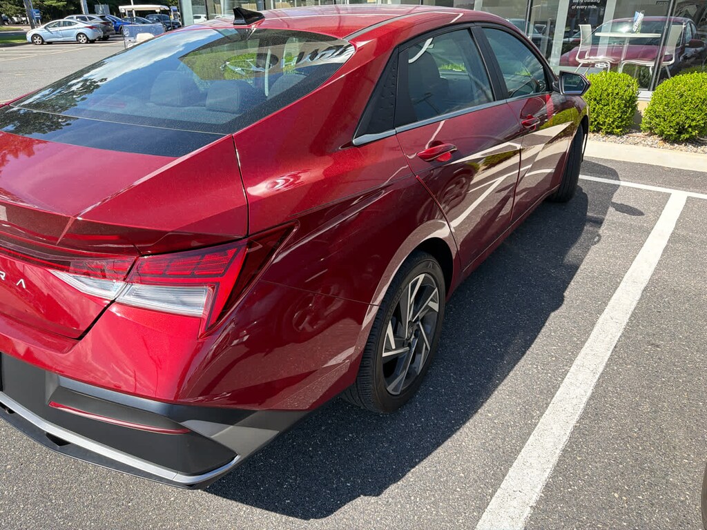 Certified 2024 Hyundai Elantra SEL Sedan