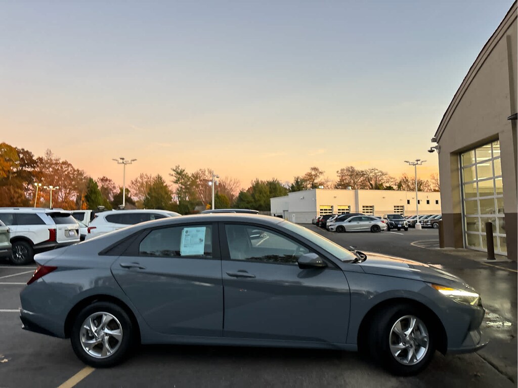 Certified 2023 Hyundai Elantra SE Sedan