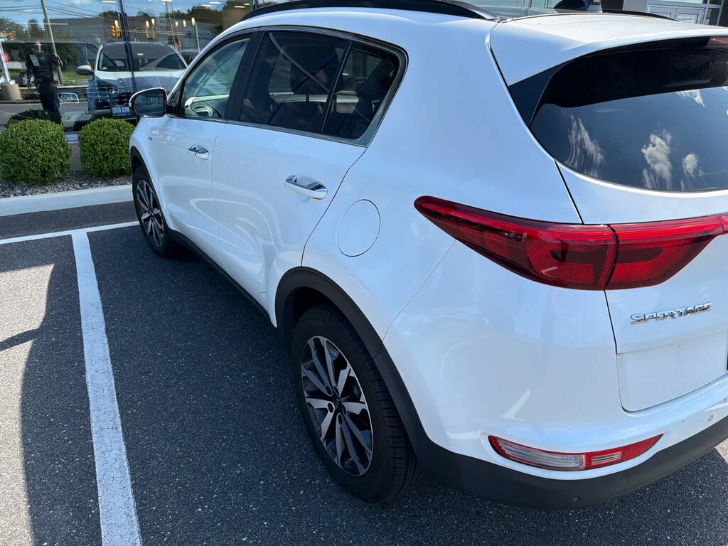 Used 2018 Kia Sportage EX SUV