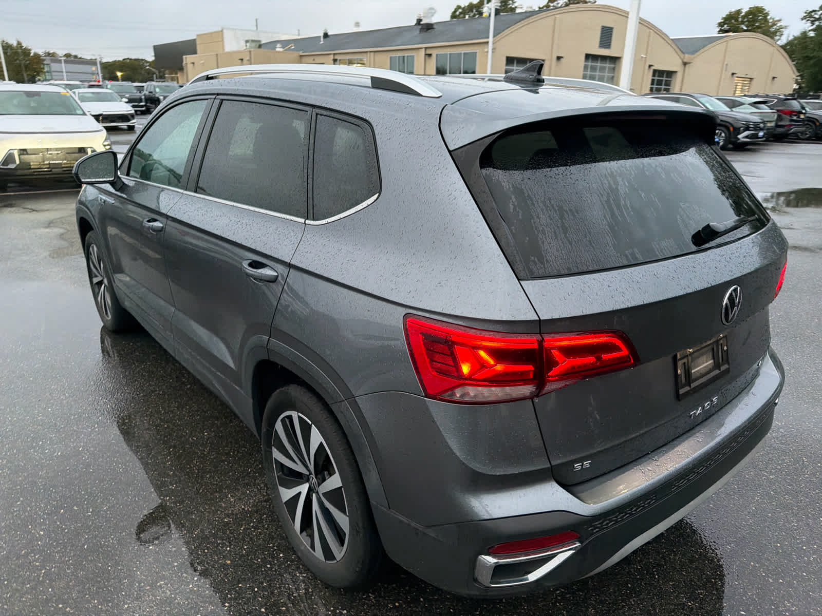 Used 2022 Volkswagen Taos 1.5T SE 4MOTION SUV