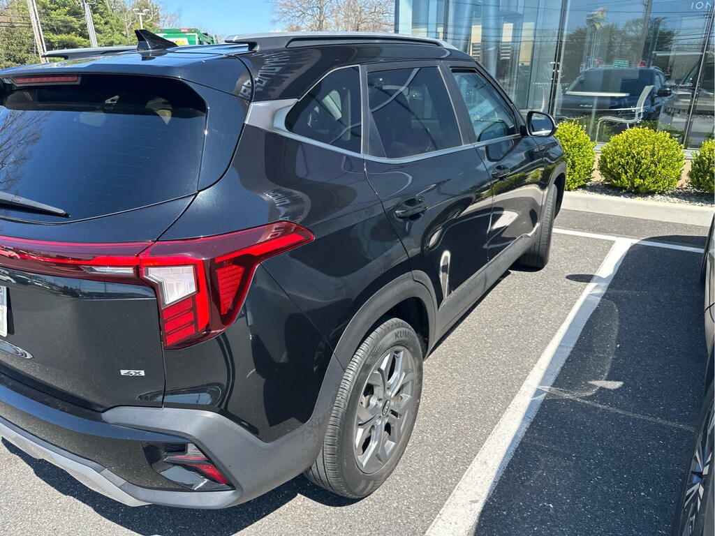 Used 2024 Kia Seltos S SUV