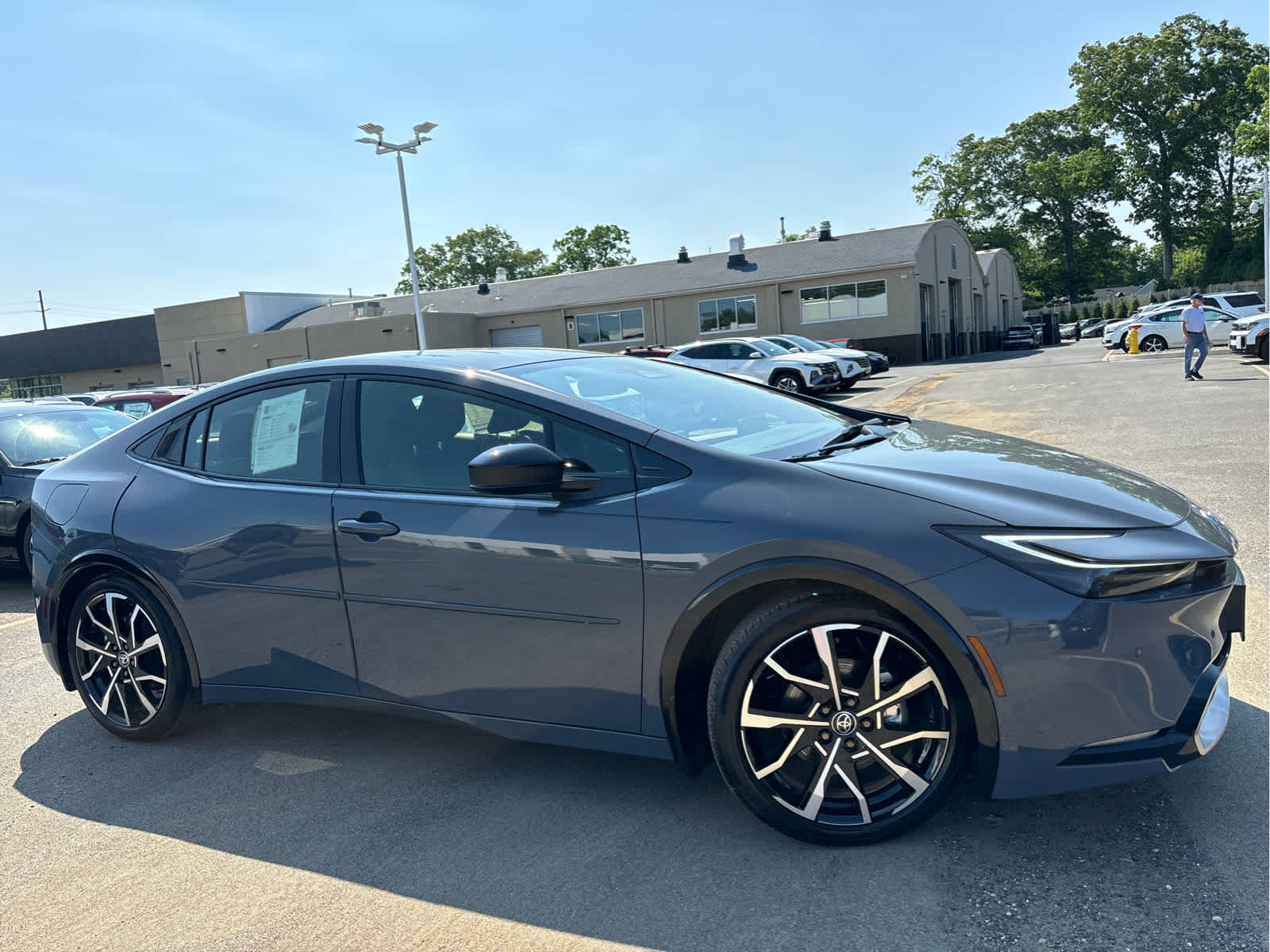 2024 Toyota Prius Prime XSE photo 2