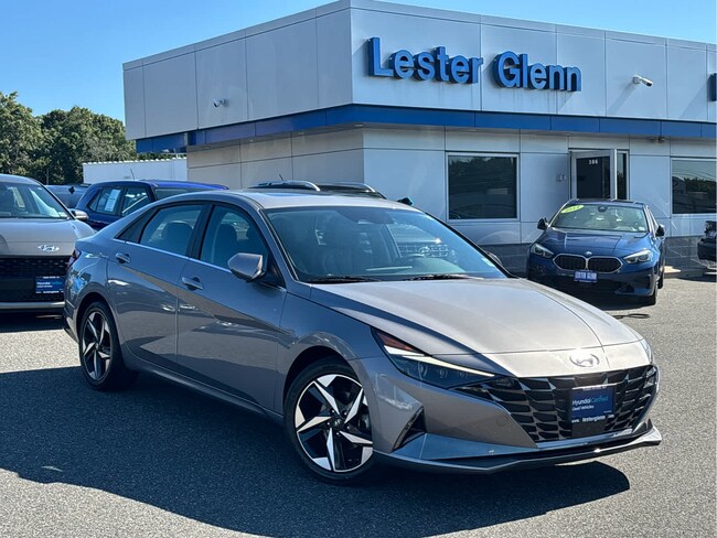 2023 Hyundai Elantra Limited Sedan