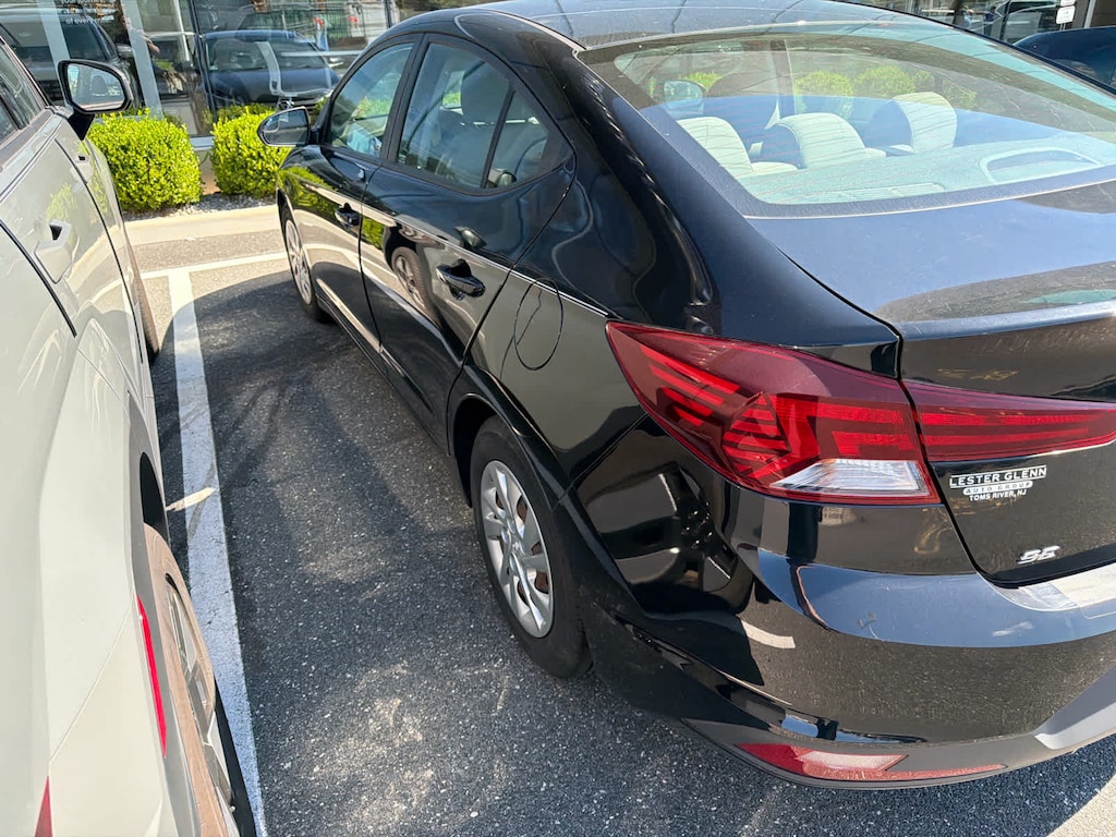 Used 2019 Hyundai Elantra SE Sedan