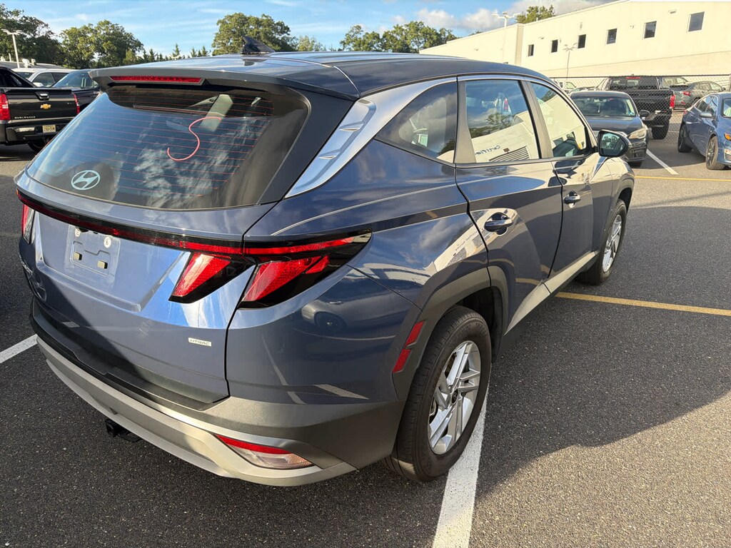 Certified 2025 Hyundai Tucson SE SUV