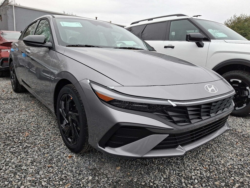 New 2026 Hyundai Elantra SEL Sport Sedan