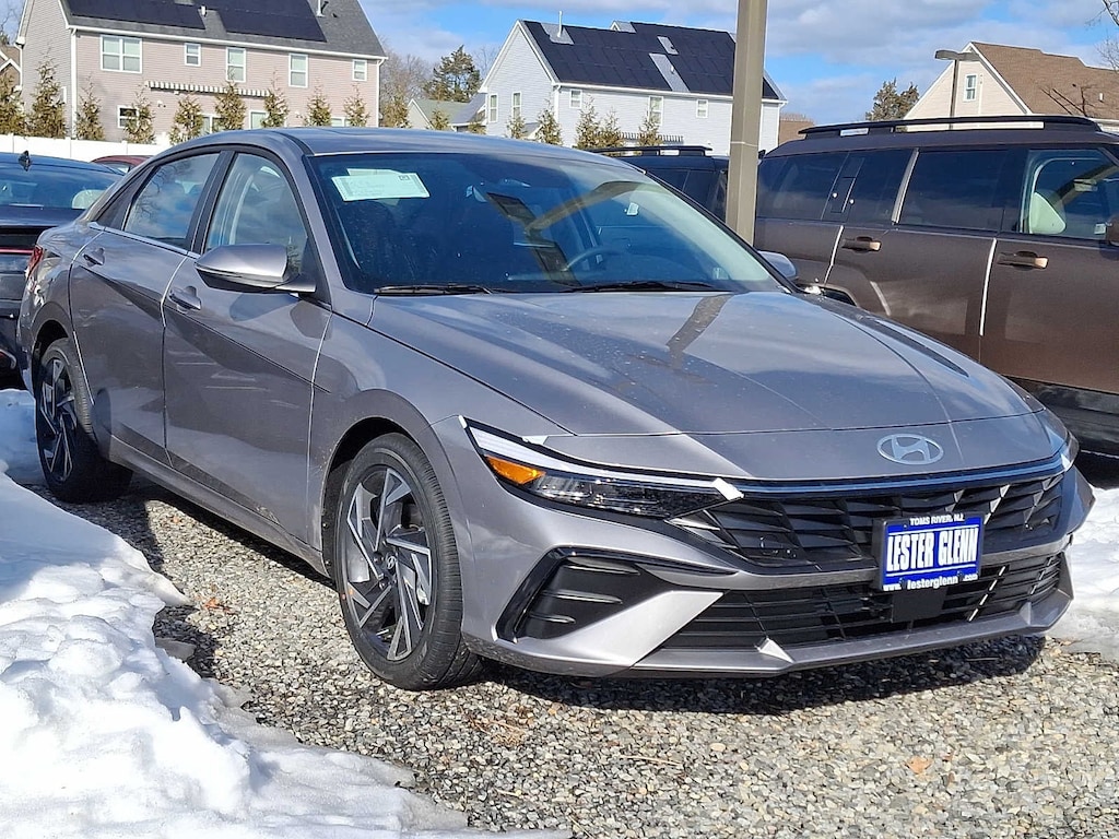 New 2026 Hyundai Elantra Limited Sedan