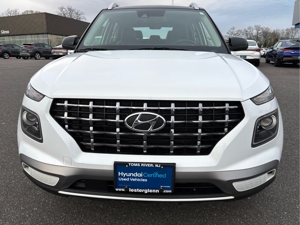 Certified 2022 Hyundai Venue Limited SUV