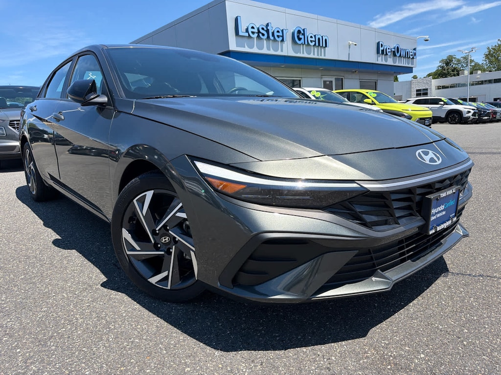 Certified 2025 Hyundai Elantra SEL Sport Sedan
